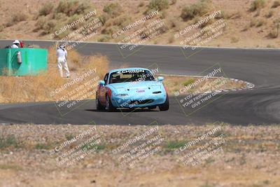 media/Jun-01-2025-CalClub SCCA (Sun) [[eae223c5dd]]/Group 5/Qualifying/